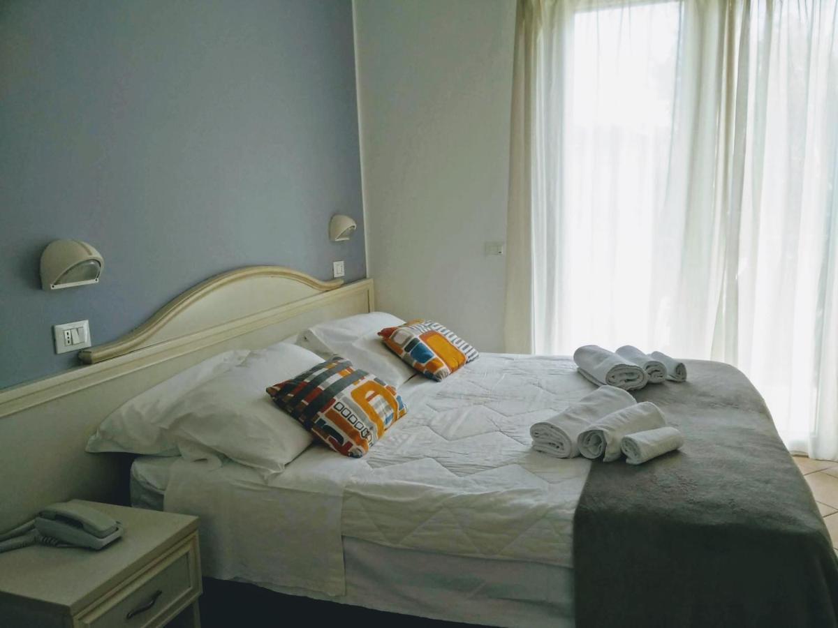 Hotel Garni Anna Cervia Exterior foto